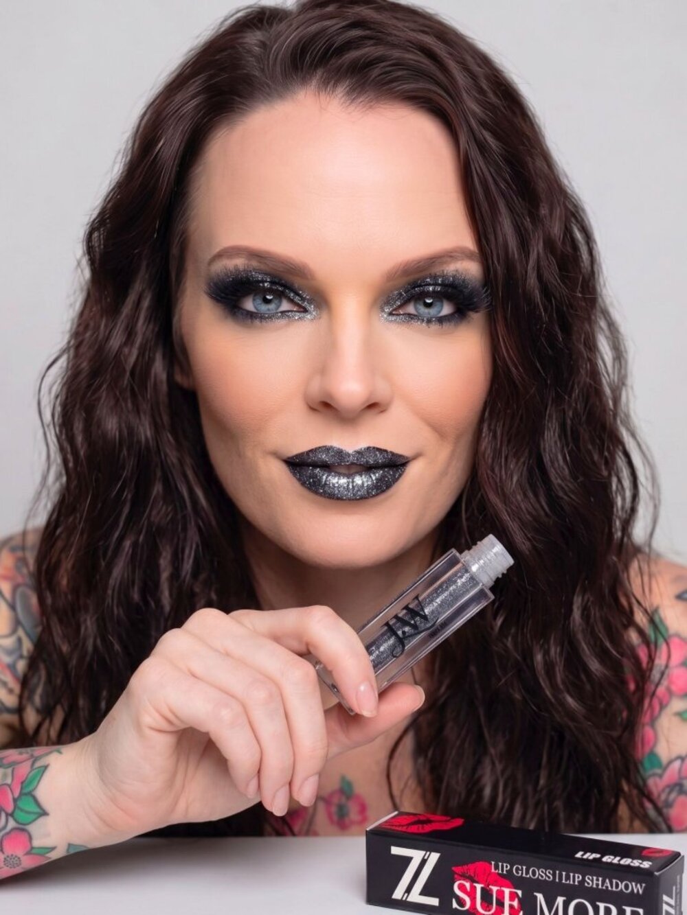 Sue More Lip Gloss & Eye Shadow Silver Shimmer Dual‑Use Long‑Wear Formula NWT